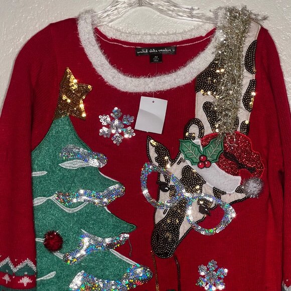 NWT M Christmas Sweater United States Sweaters Red Festive Tree Reindeer Orname - Picture 3 of 16